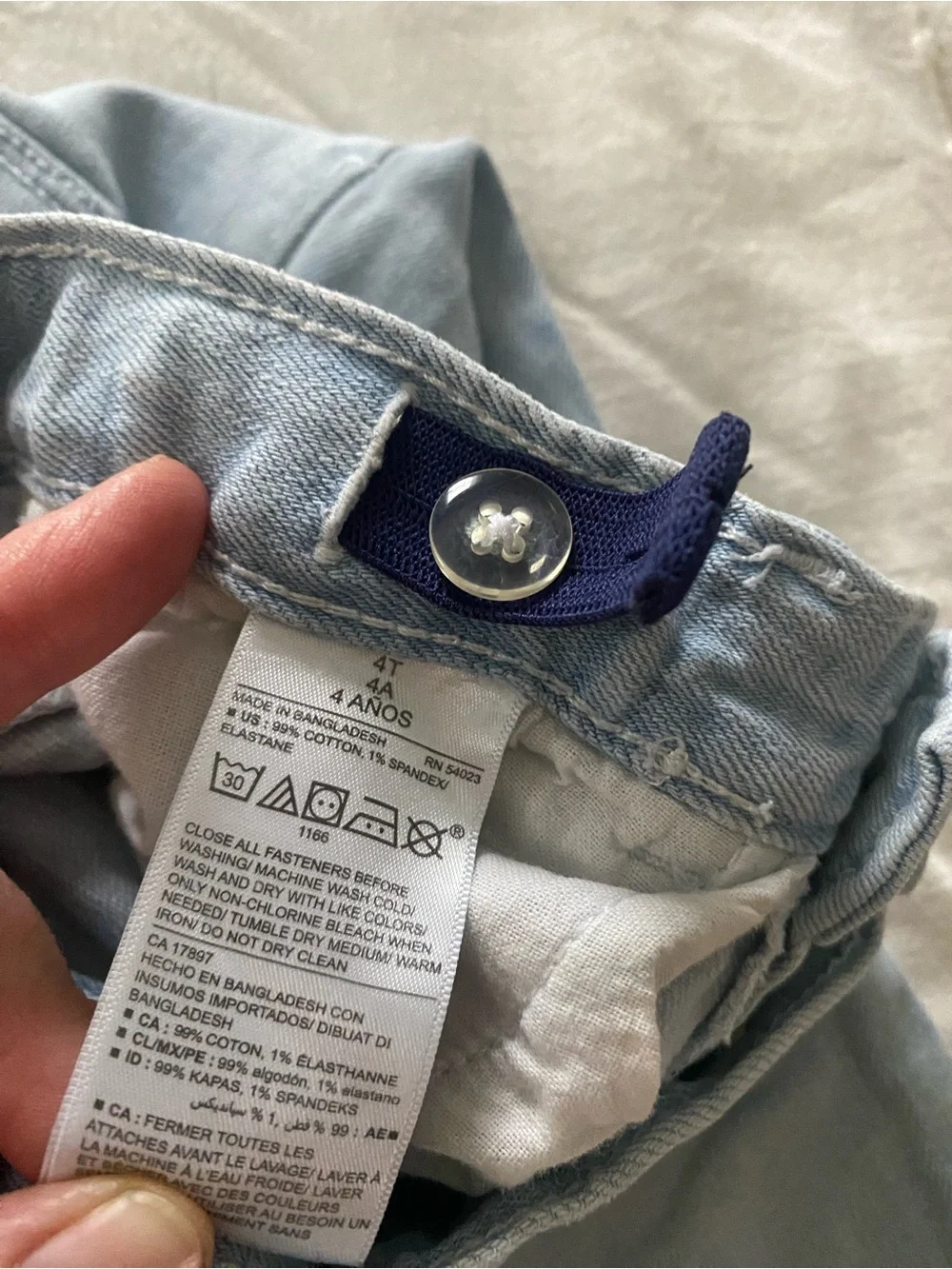 Old Navy Light Blue Kids 4T Boyfriend loose fit Distressed Jeans